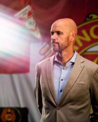 发布会出击，滕哈赫逆转下课说：东家承诺重建由我