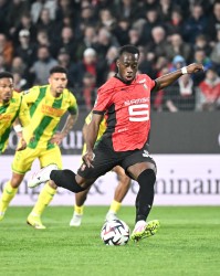 开云体育下载-德天空：卡里姆恩多已与诺丁汉森林签约，转会费总价约3000万欧